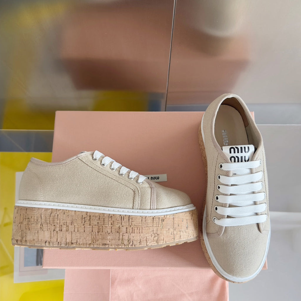 M-Sneakers