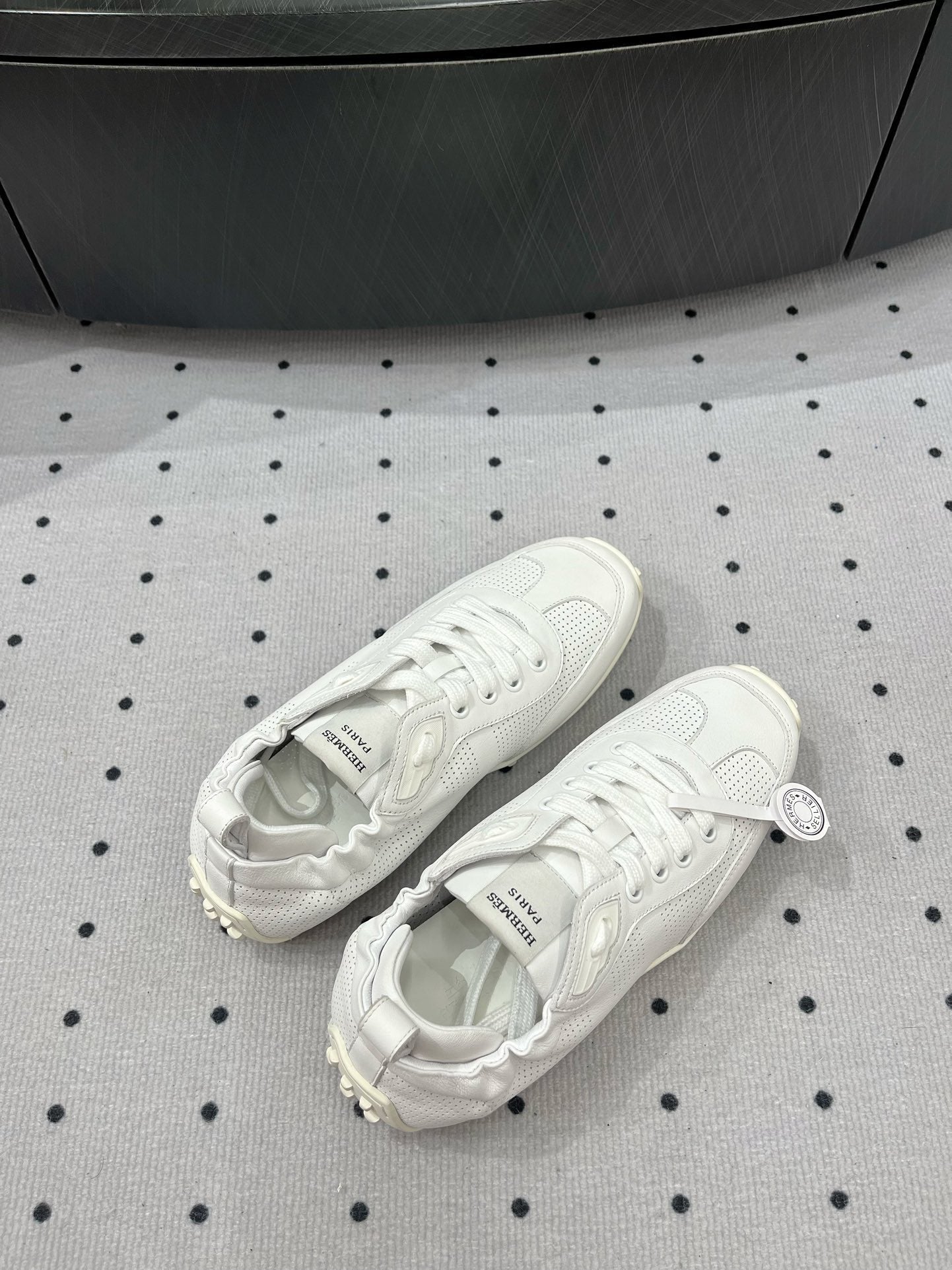 A-Sneakers