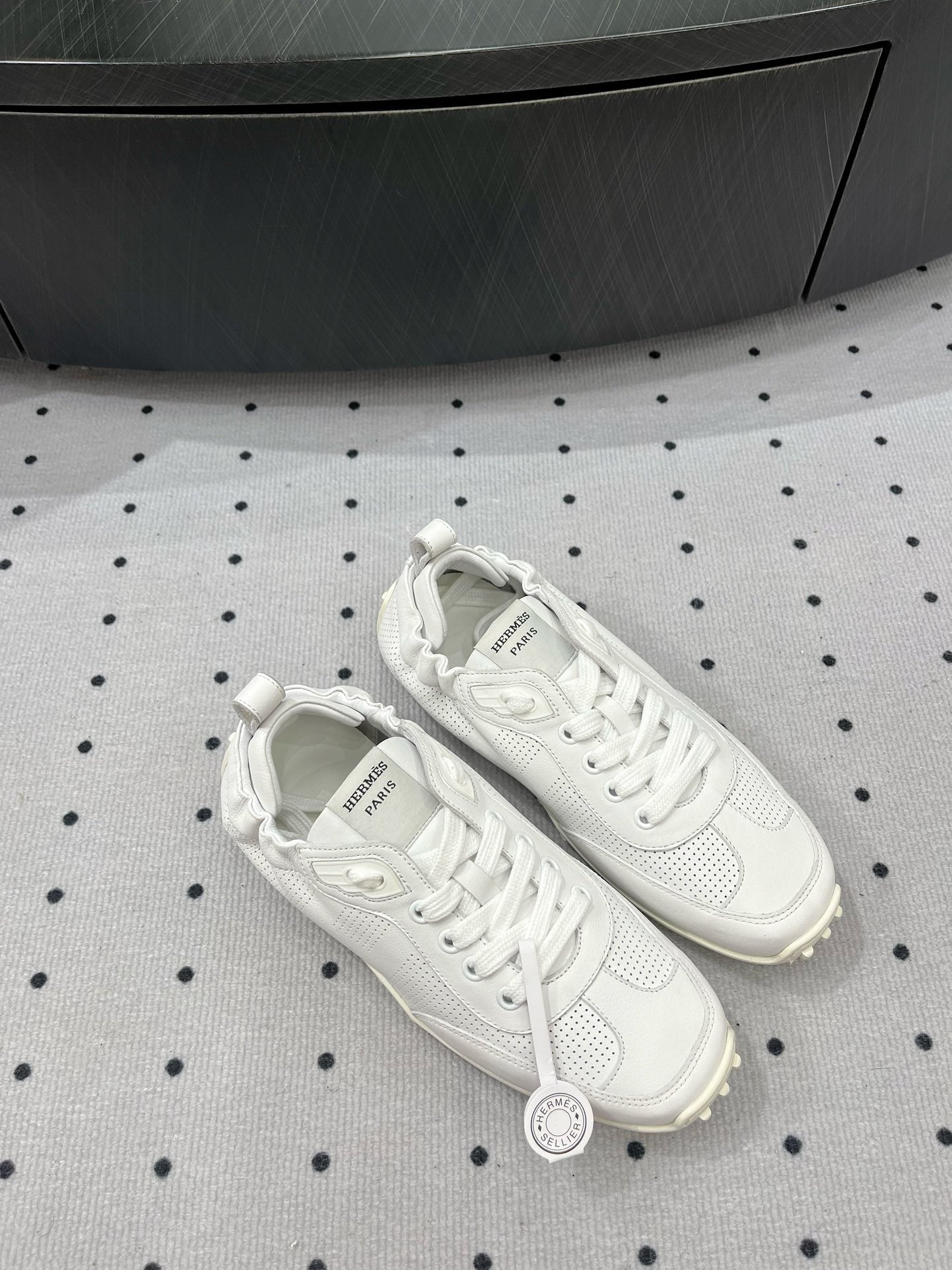 A-Sneakers