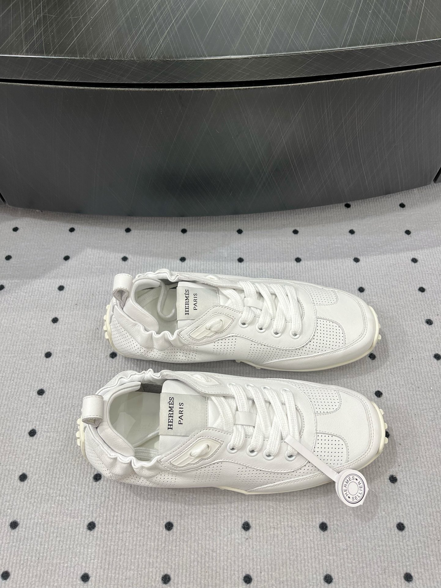A-Sneakers