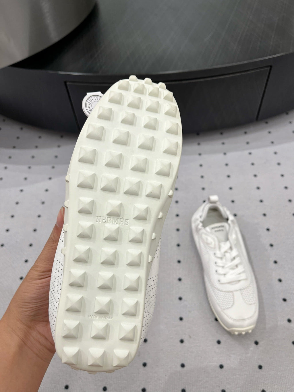 A-Sneakers