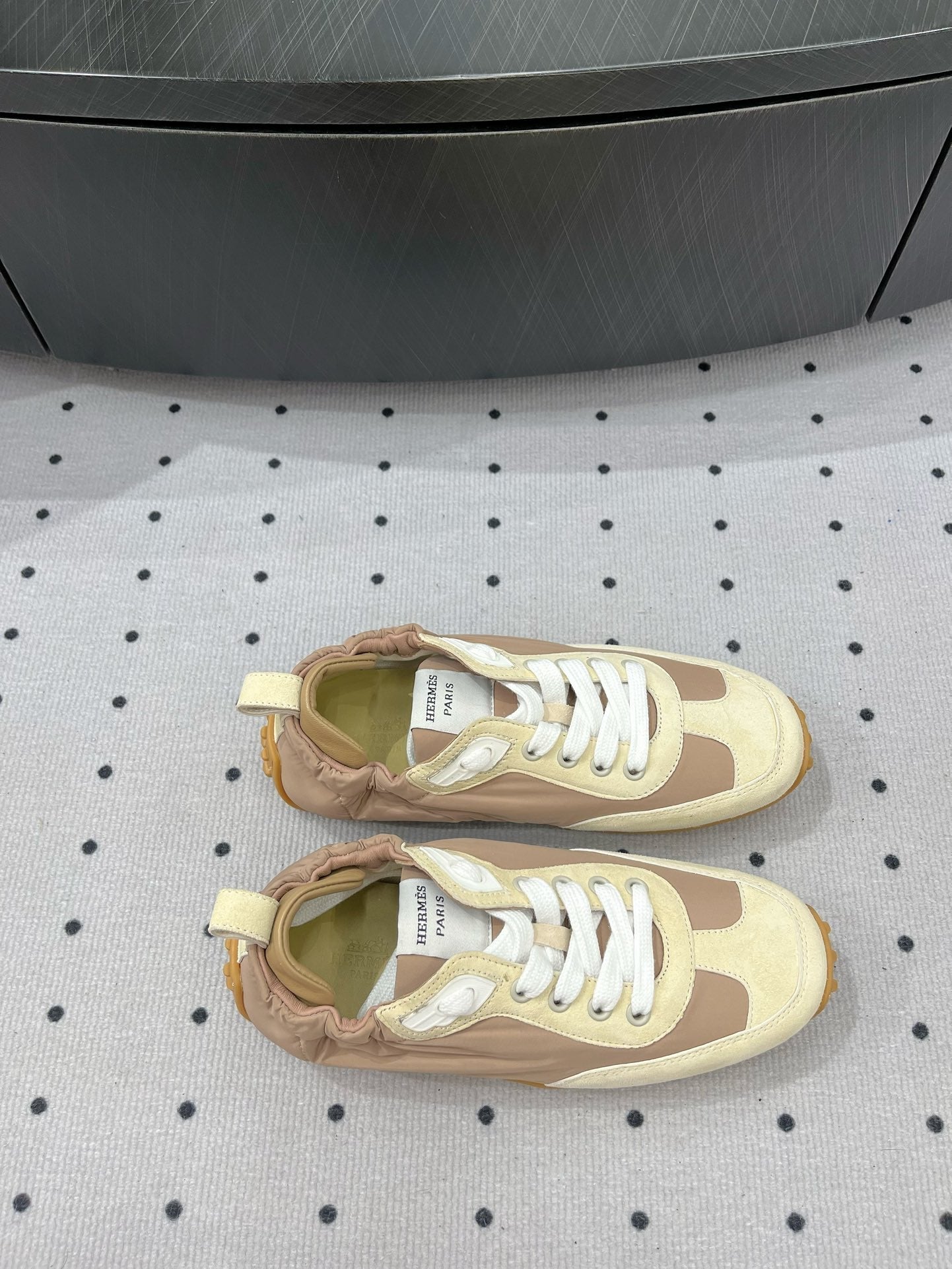 A-Sneakers
