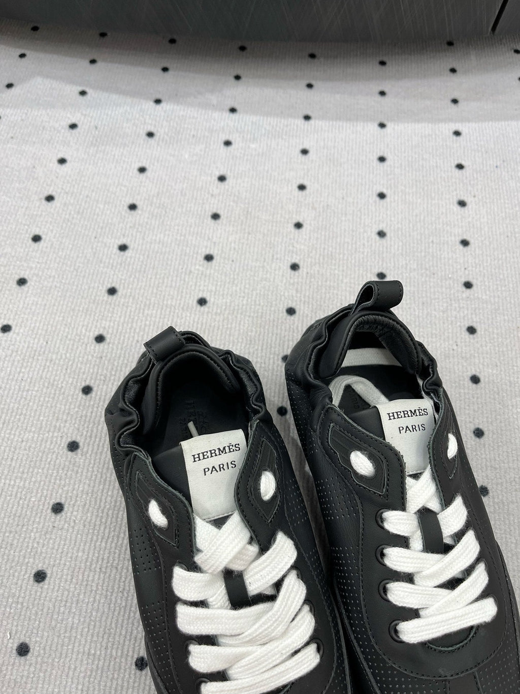 A-Sneakers