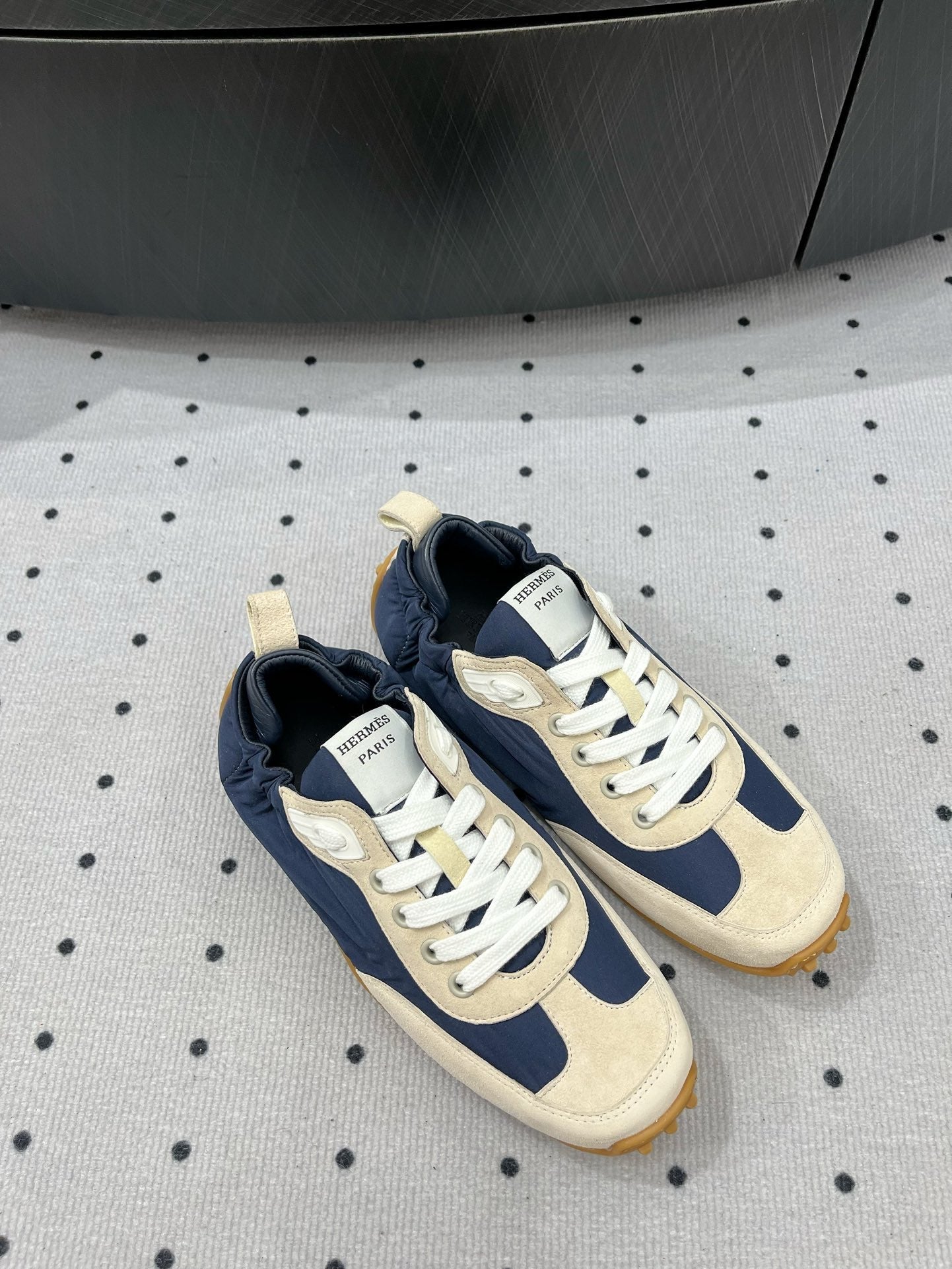 A-Sneakers