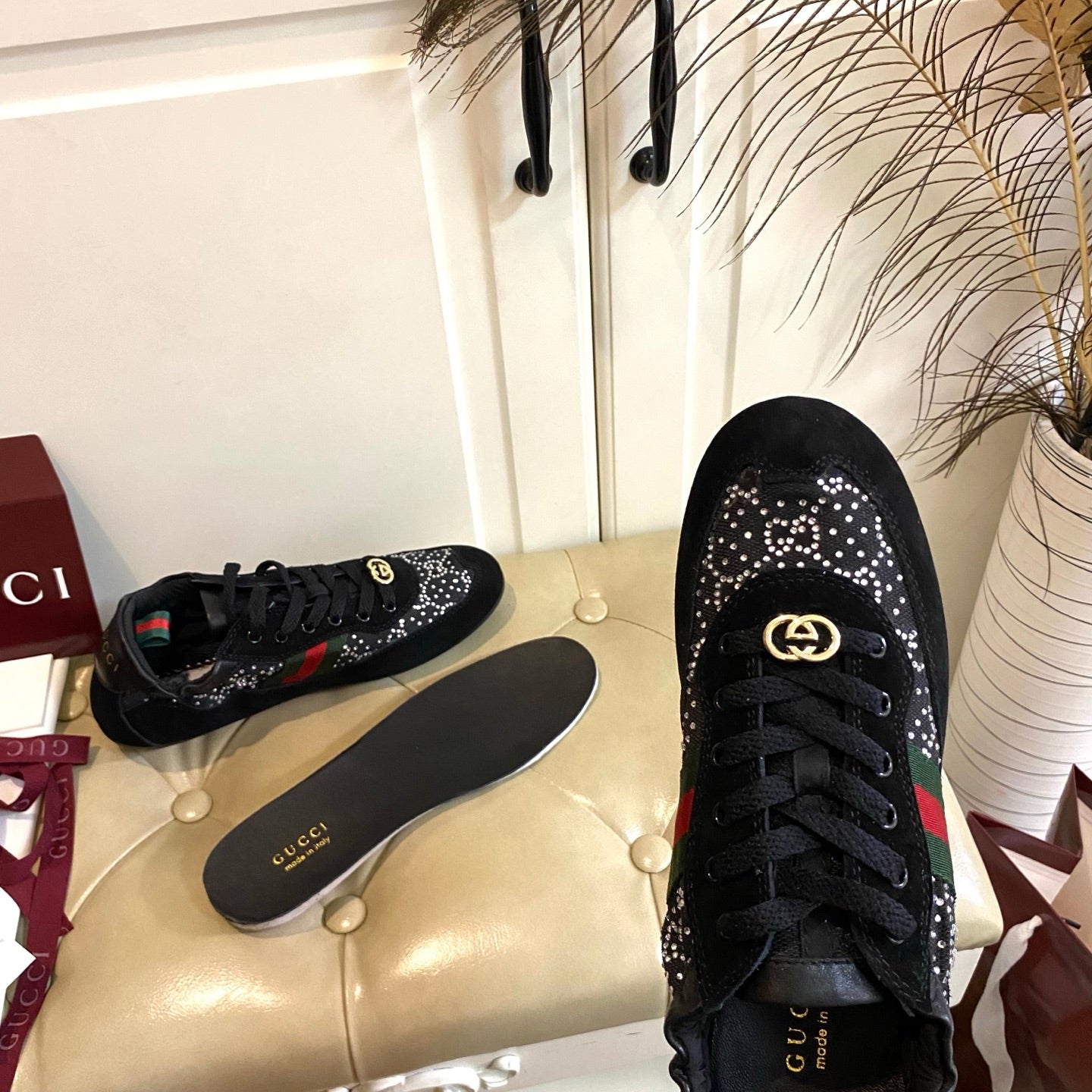 G-Sneakers