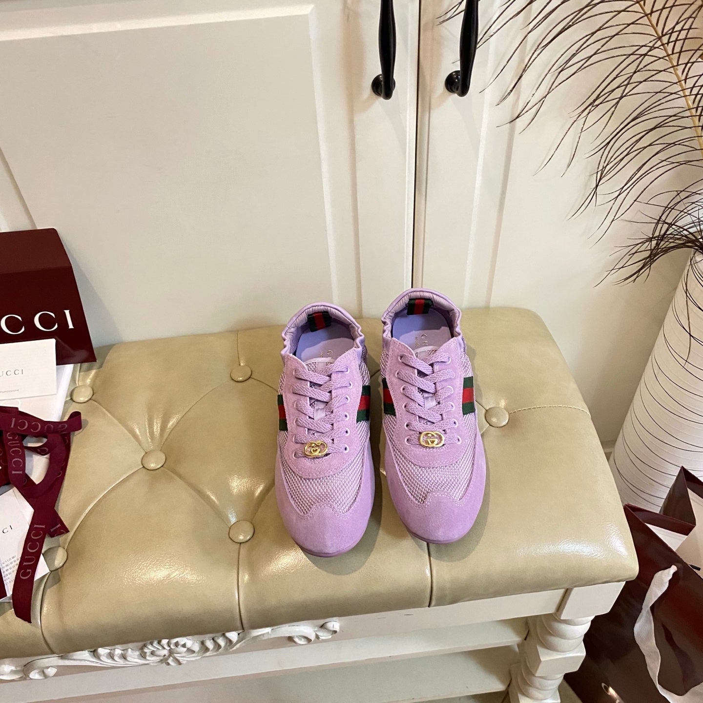 G-Sneakers