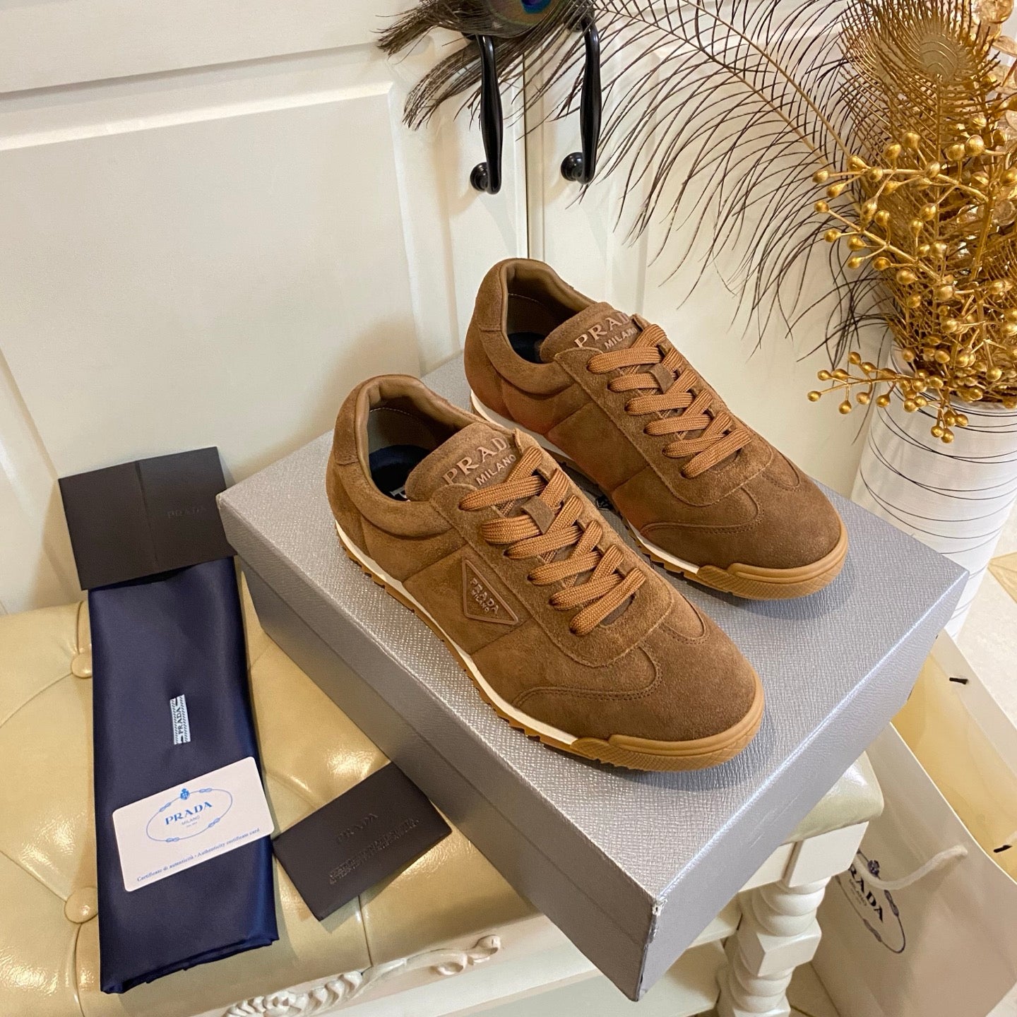 P-Sneakers
