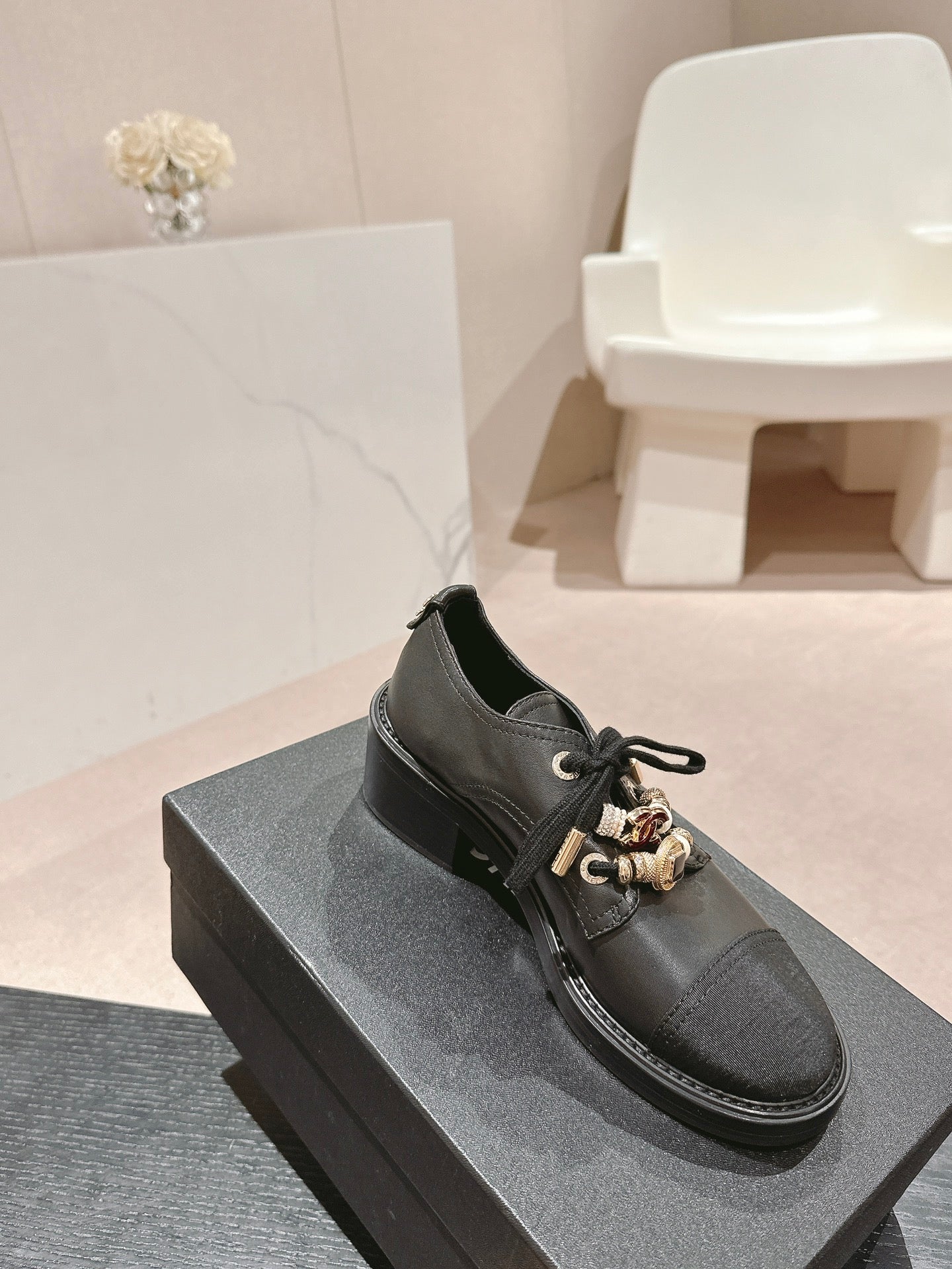 C-Sneakers