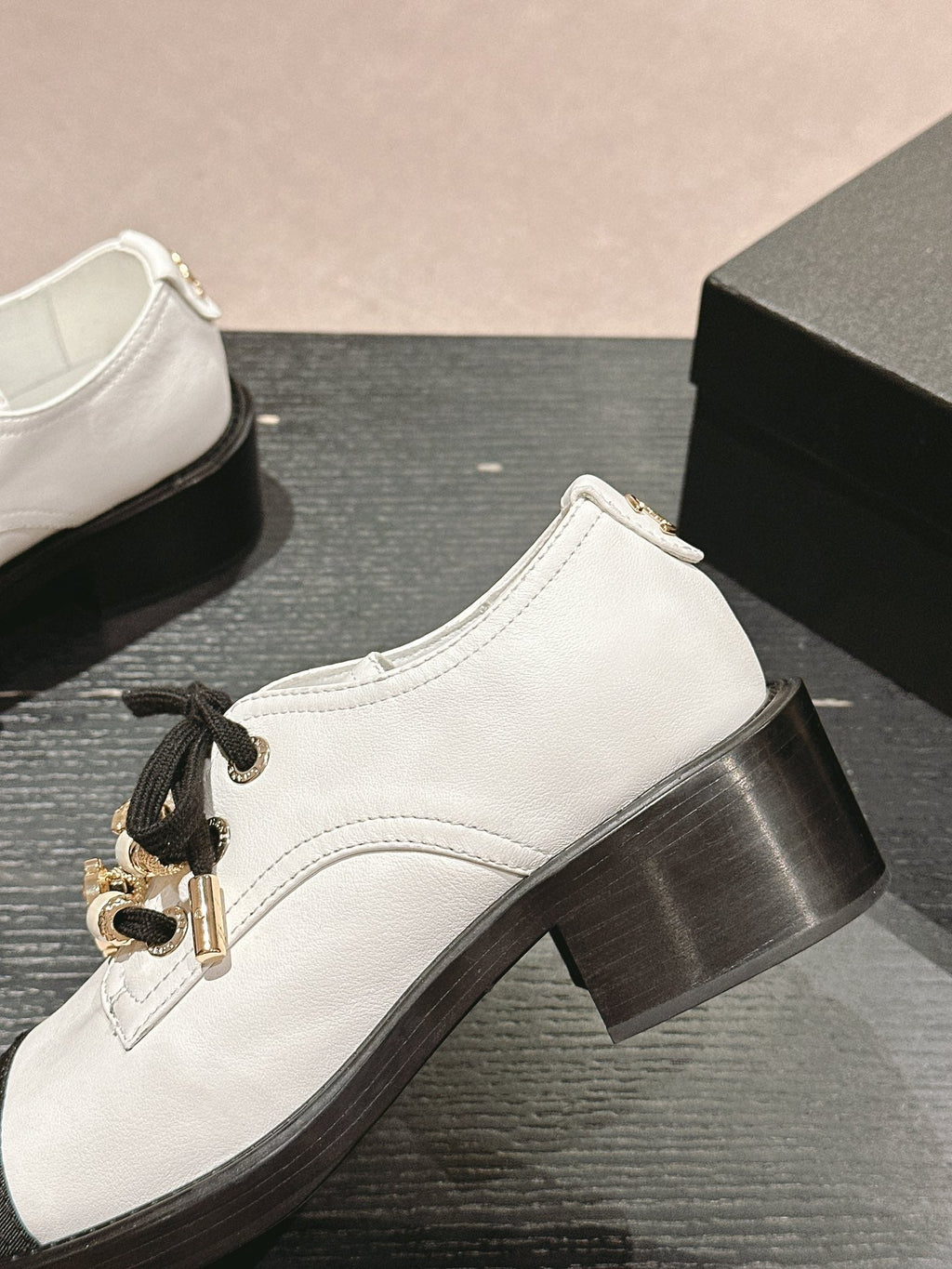 C-Sneakers