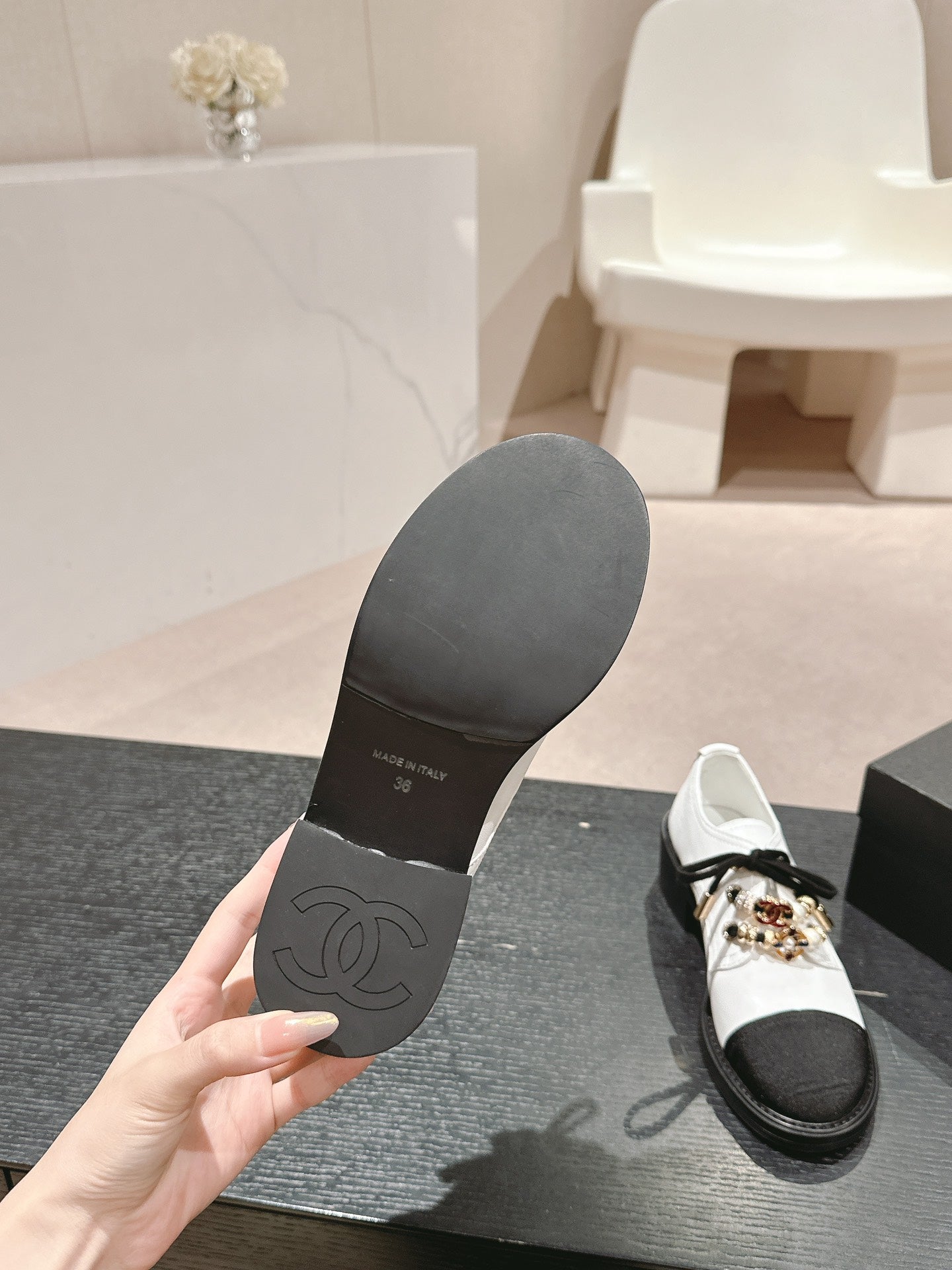 C-Sneakers