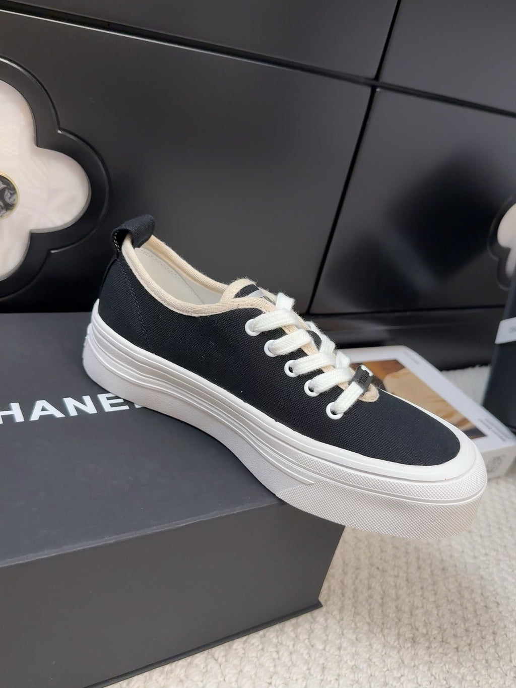 C-Sneakers