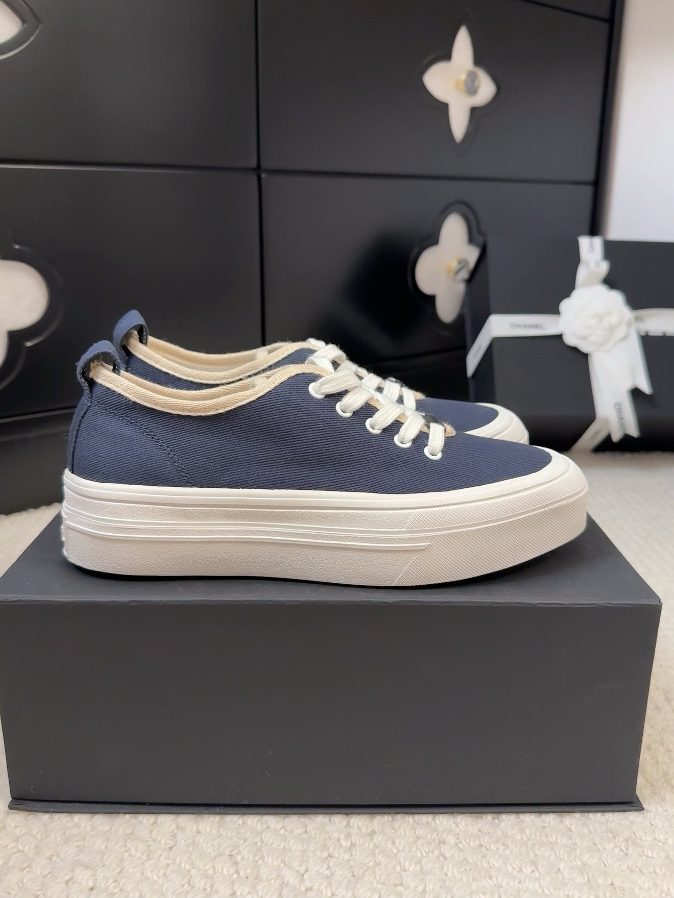 C-Sneakers