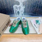 M-Sneakers