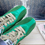 M-Sneakers