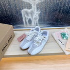 M-Sneakers