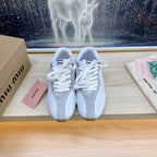 M-Sneakers
