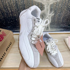 M-Sneakers