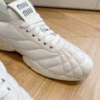 M-Sneakers