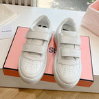 S-Sneakers