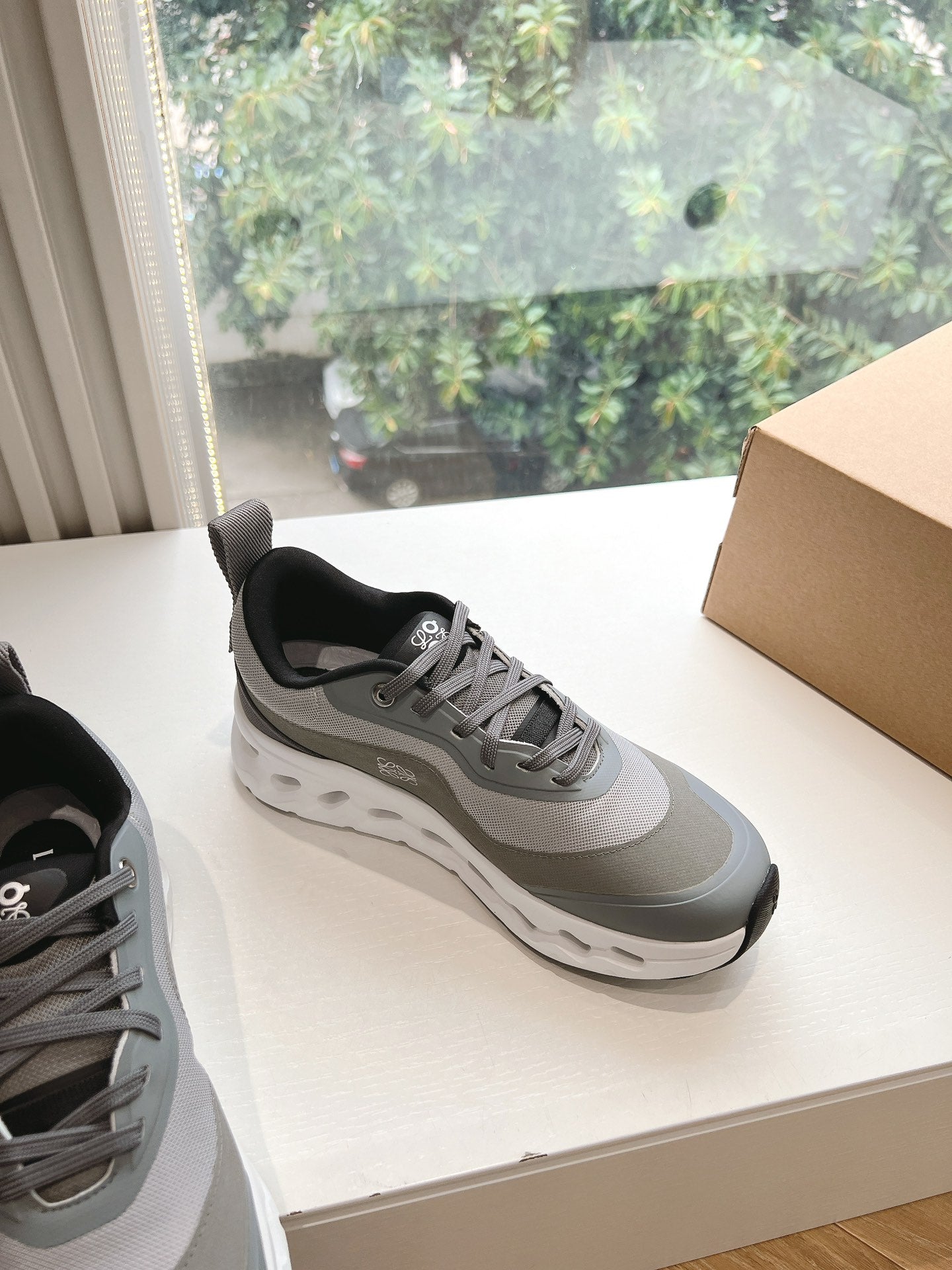 L2-Sneakers