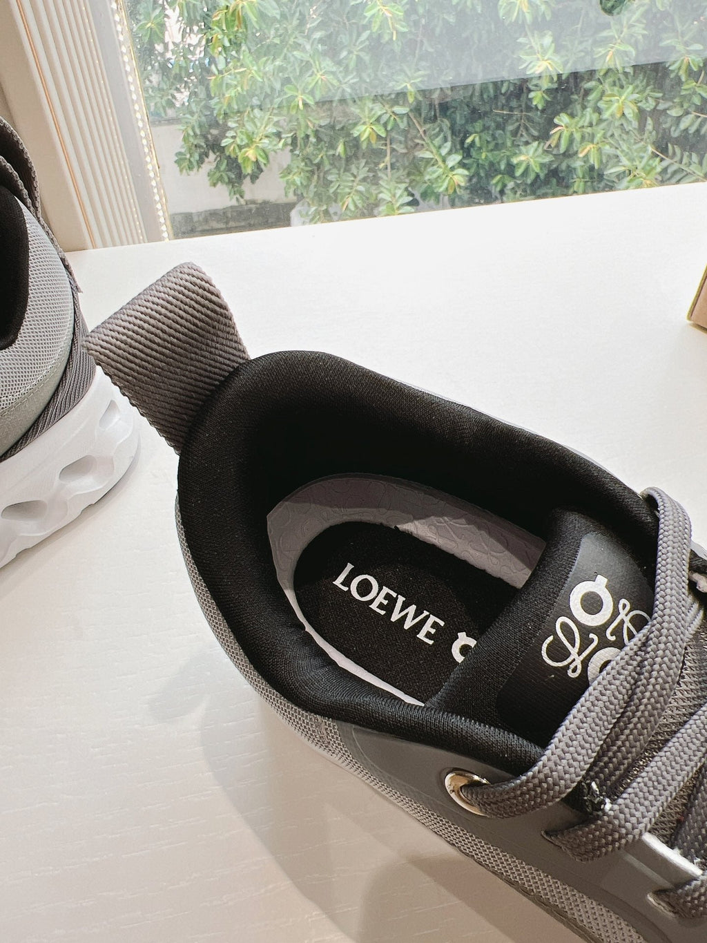 L2-Sneakers