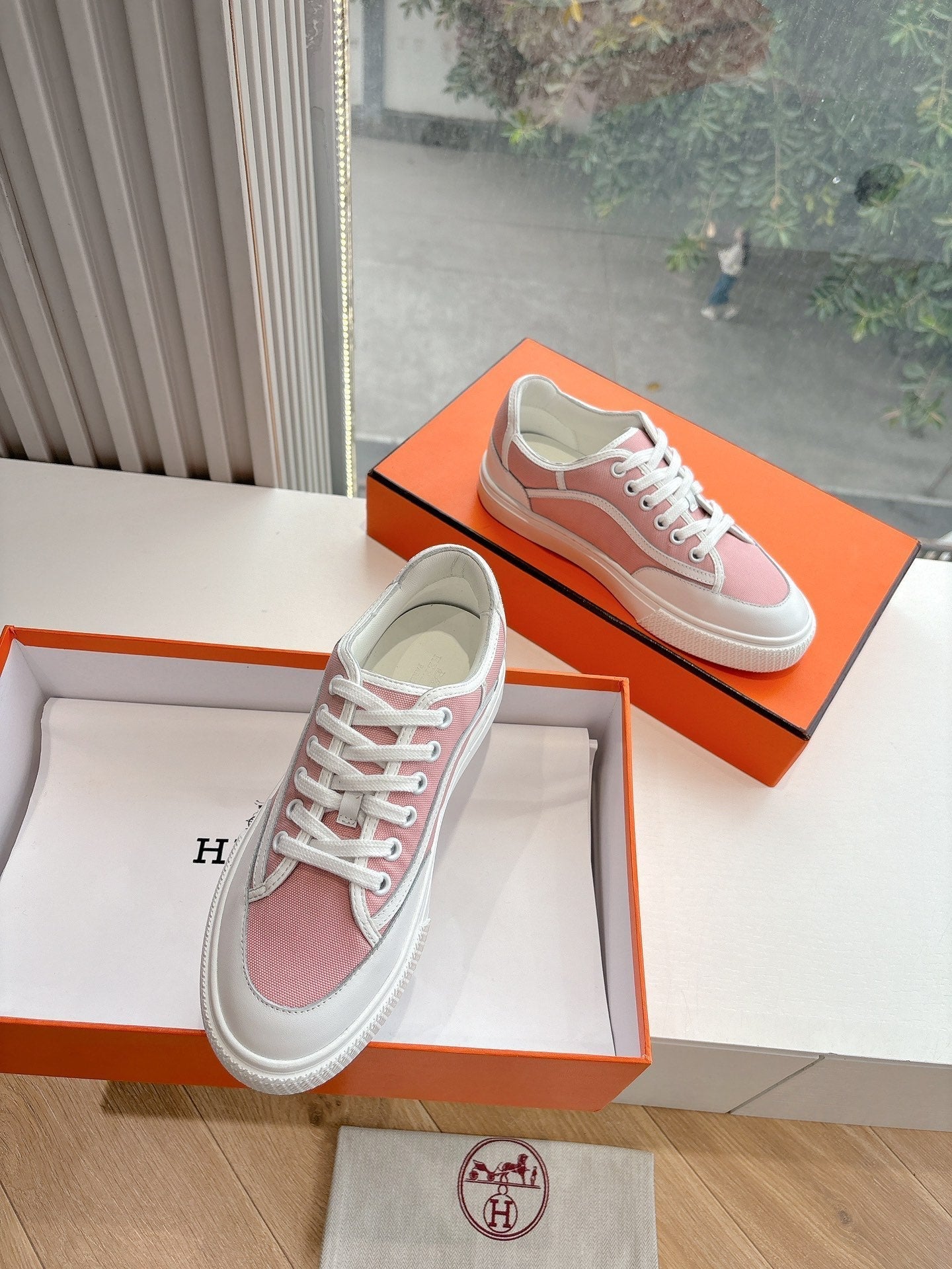A-Sneakers