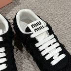 M-Sneakers