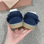 M-Sneakers