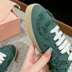 M-Sneakers