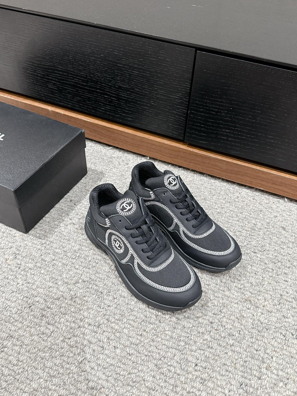 C-Sneakers