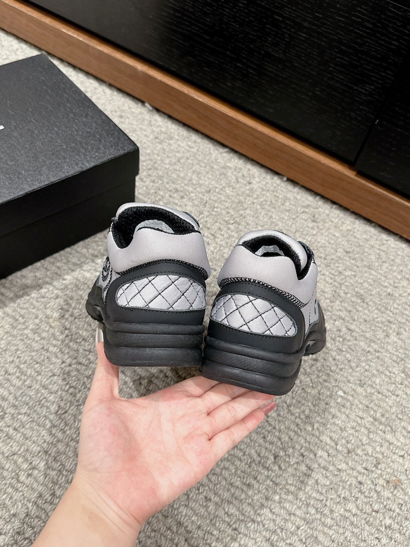 C-Sneakers
