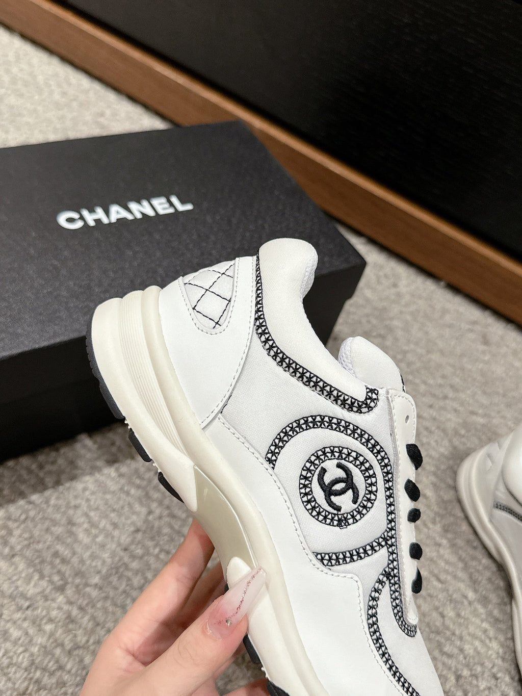 C-Sneakers