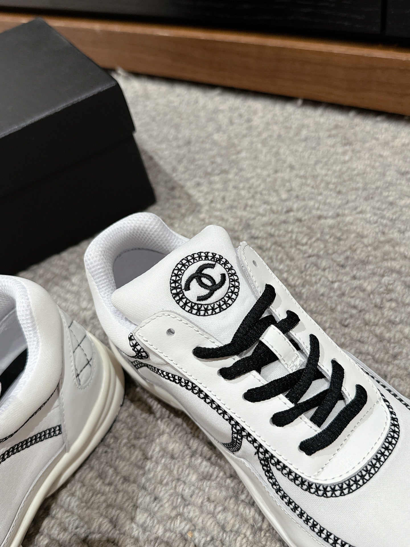 C-Sneakers