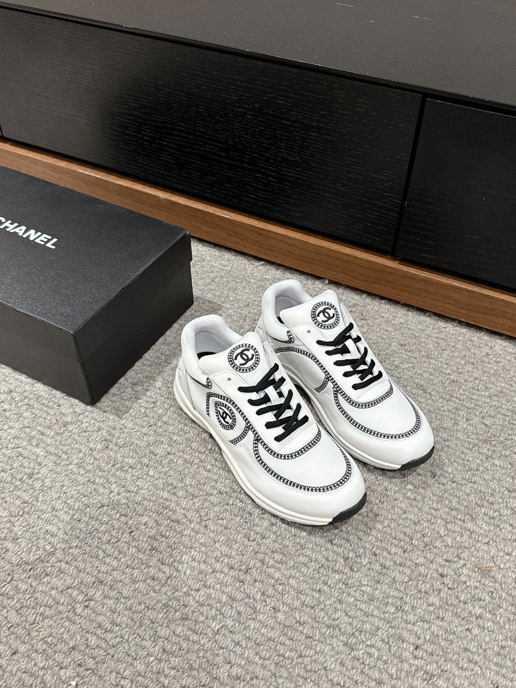 C-Sneakers