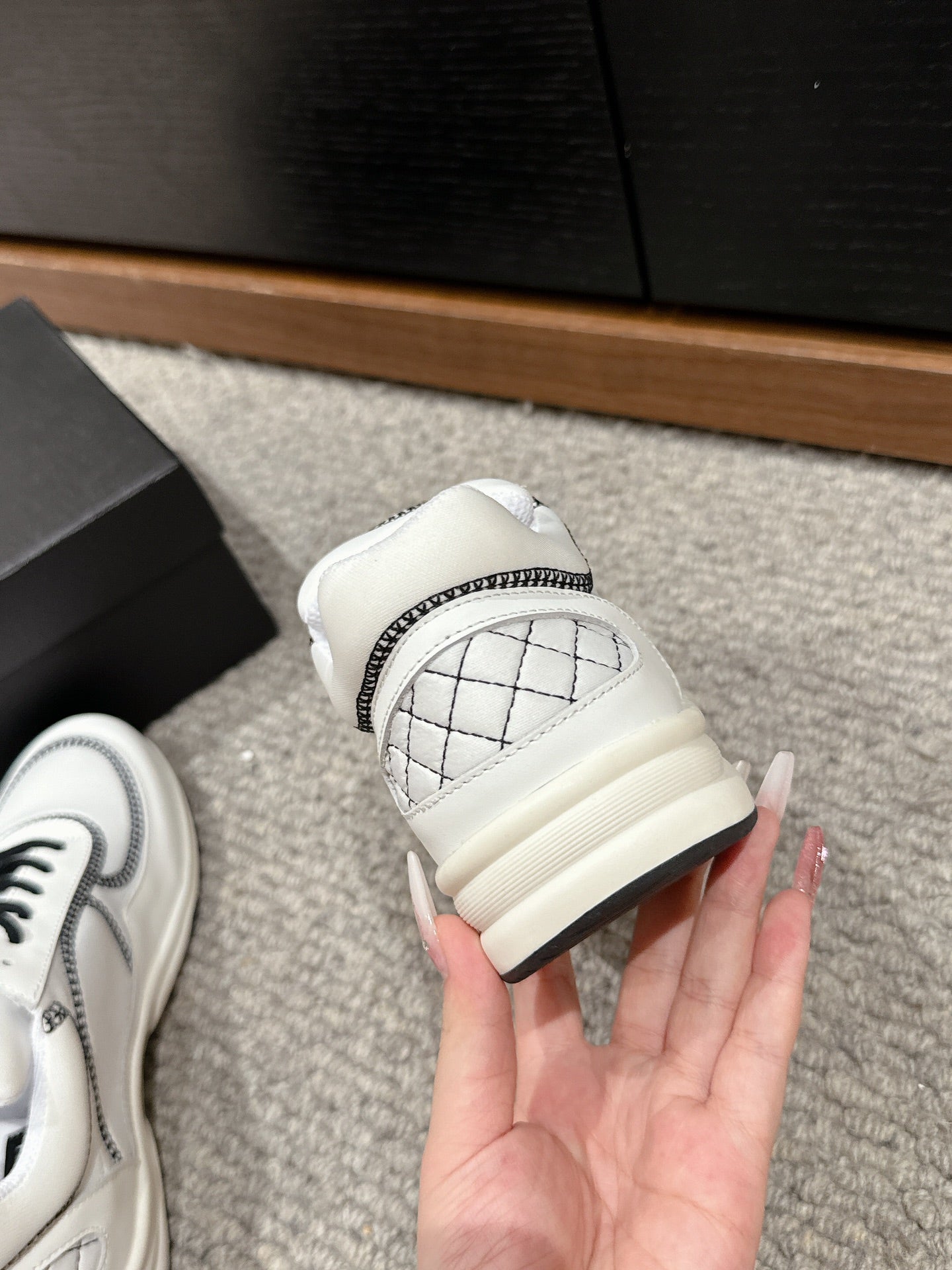 C-Sneakers