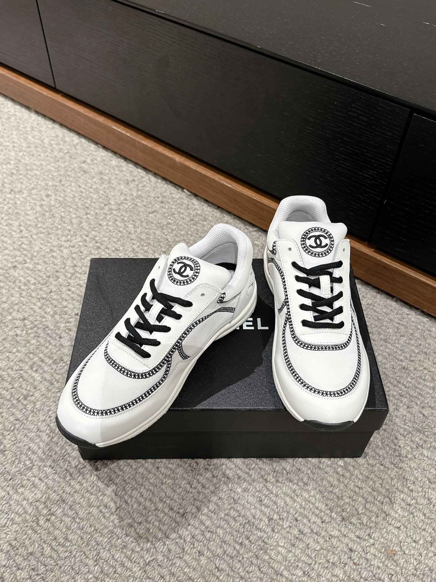 C-Sneakers