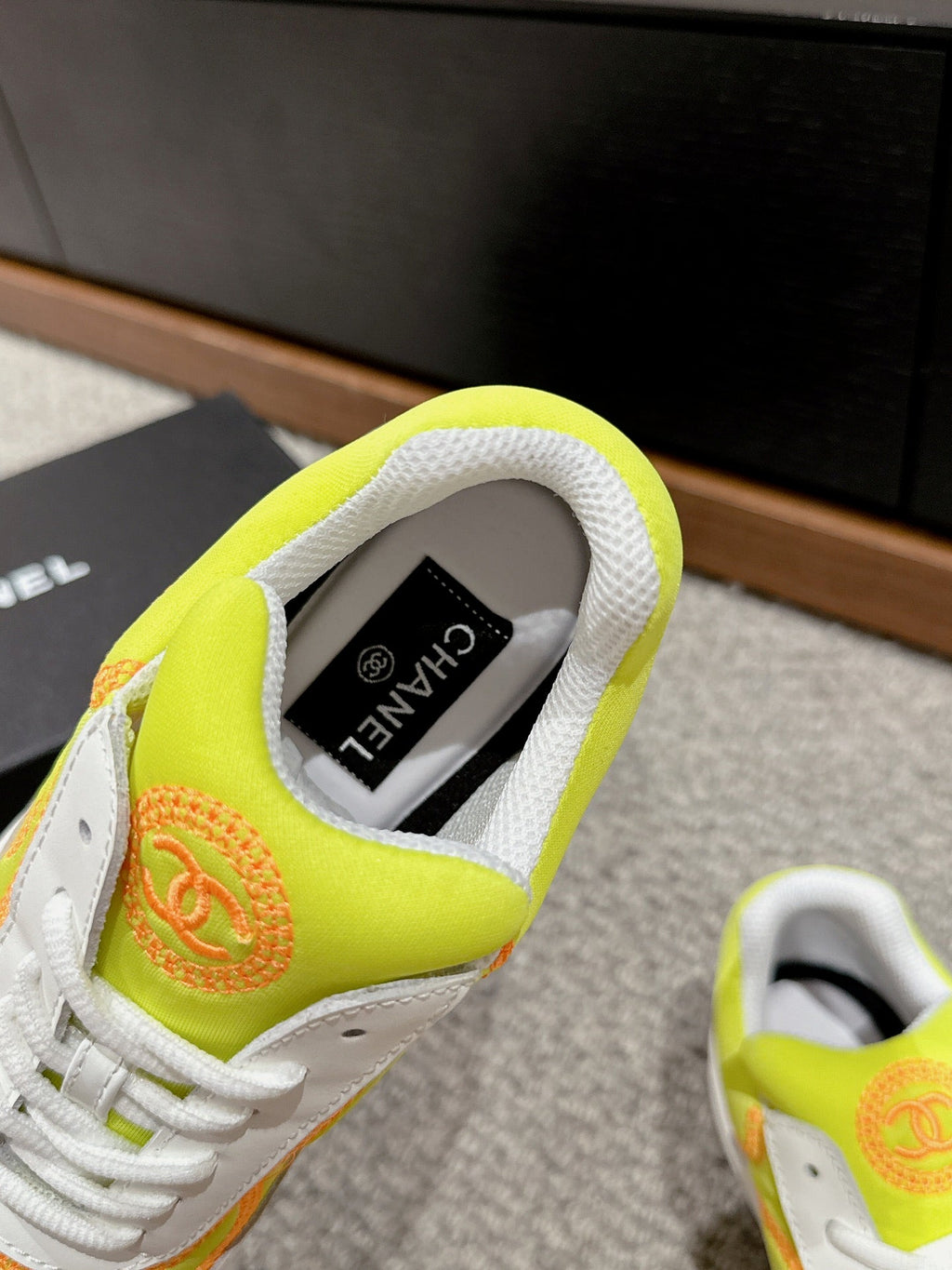 C-Sneakers