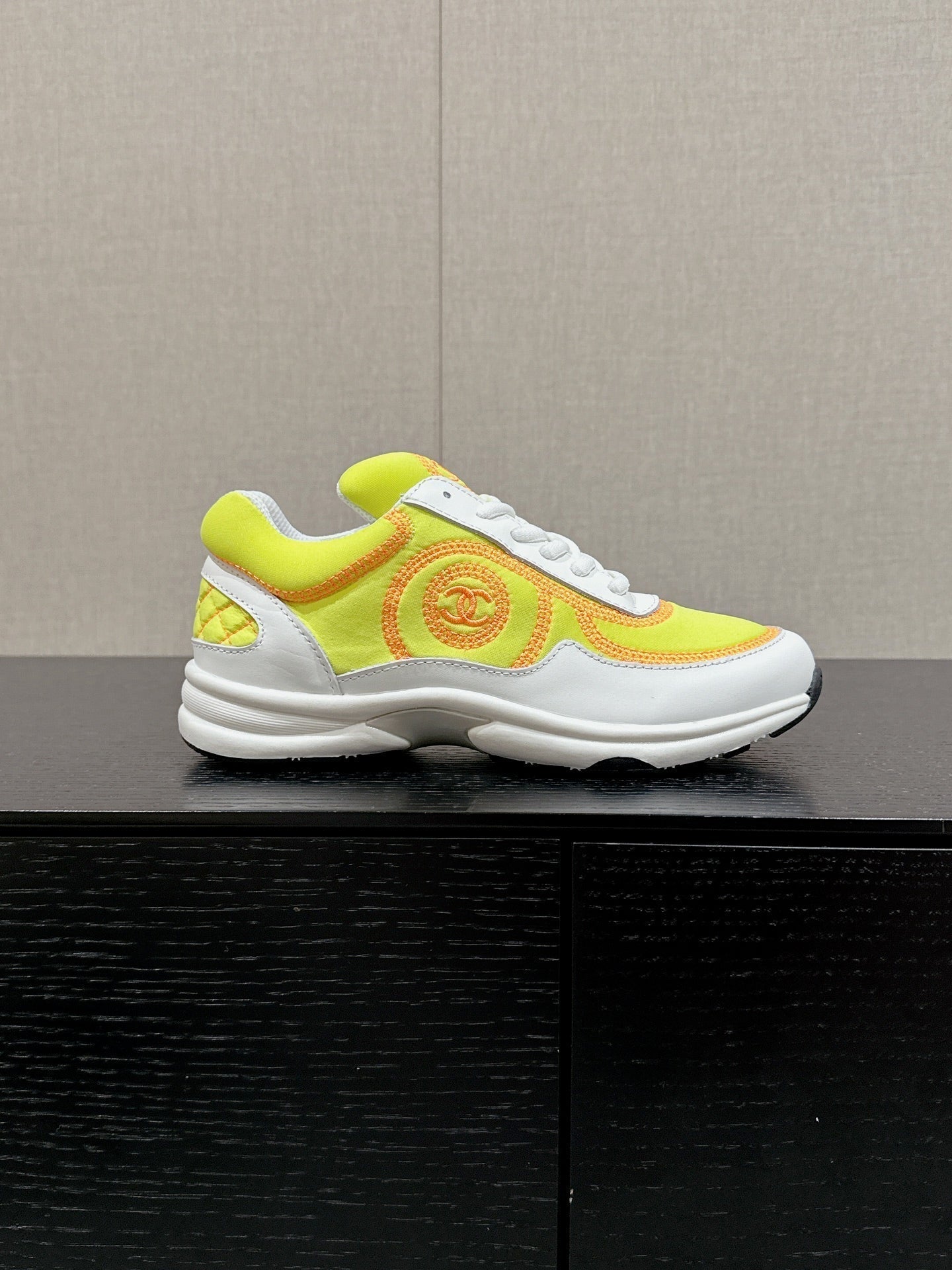 C-Sneakers