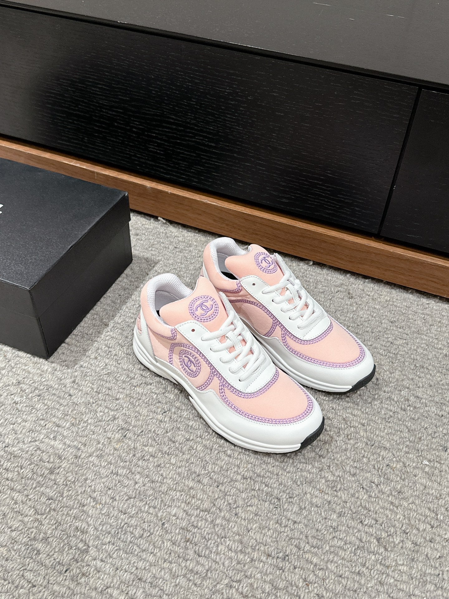 C-Sneakers