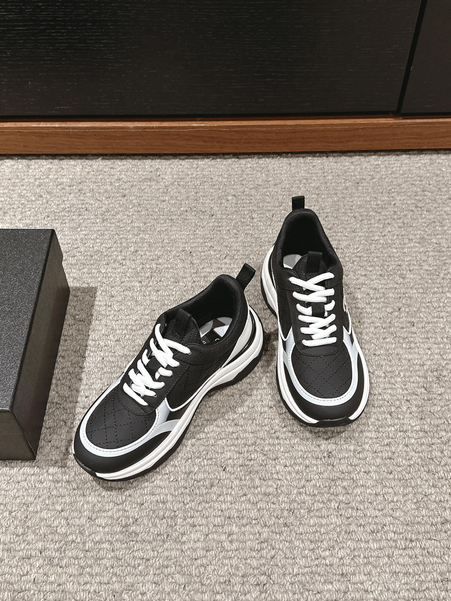 C-Sneakers