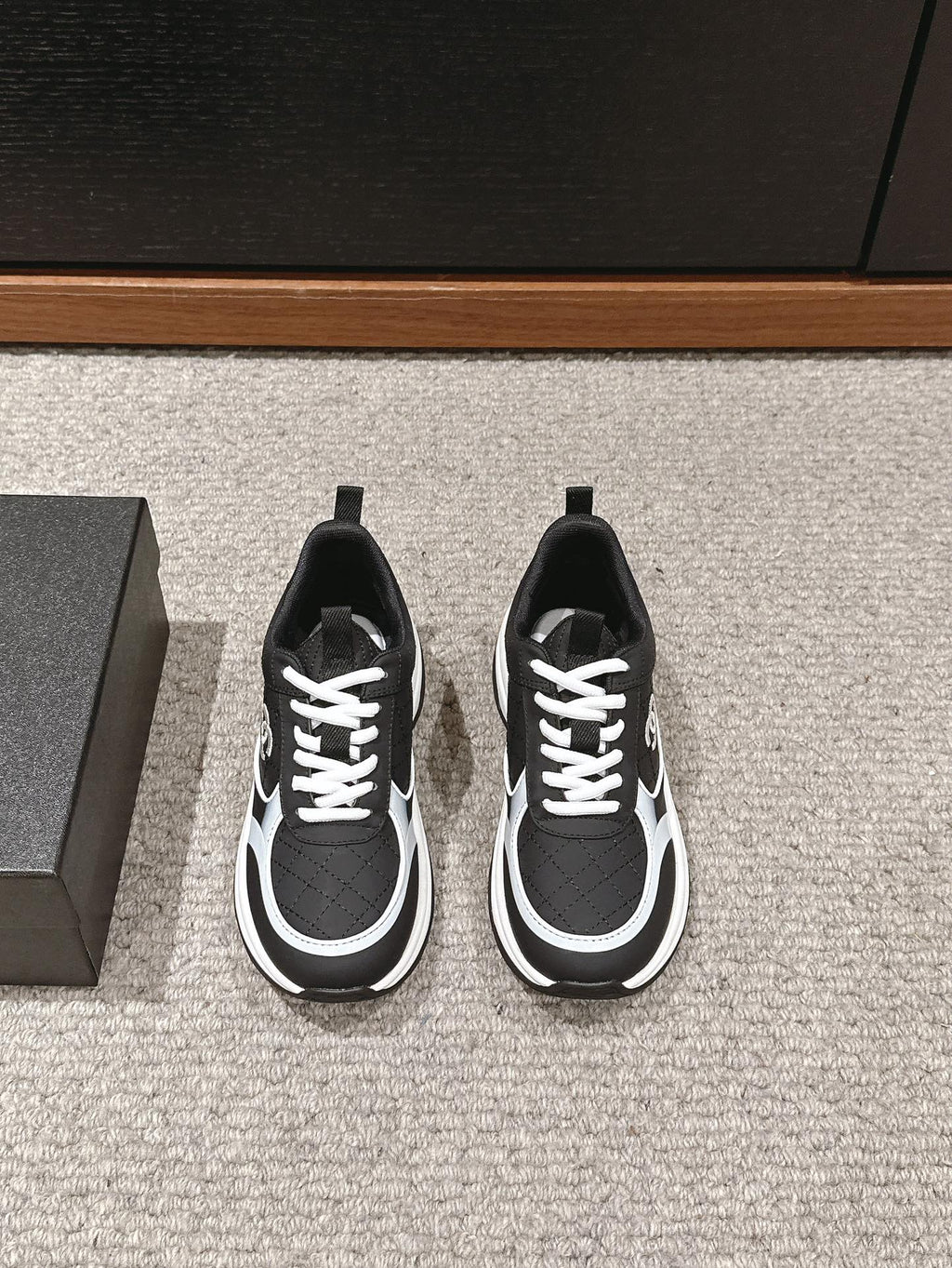 C-Sneakers