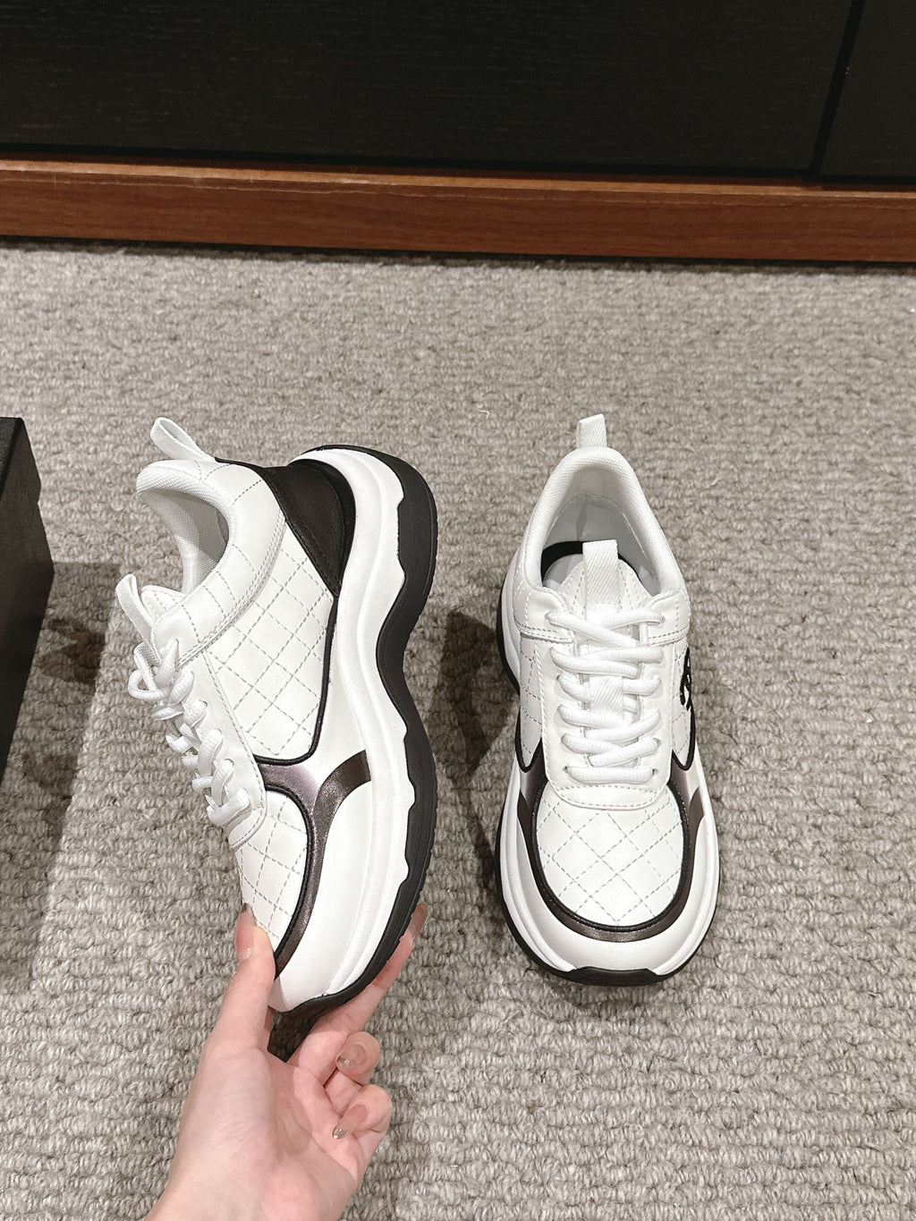C-Sneakers