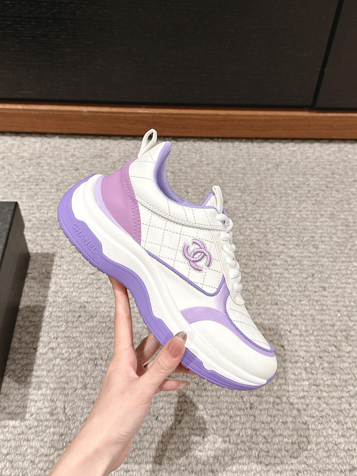 C-Sneakers