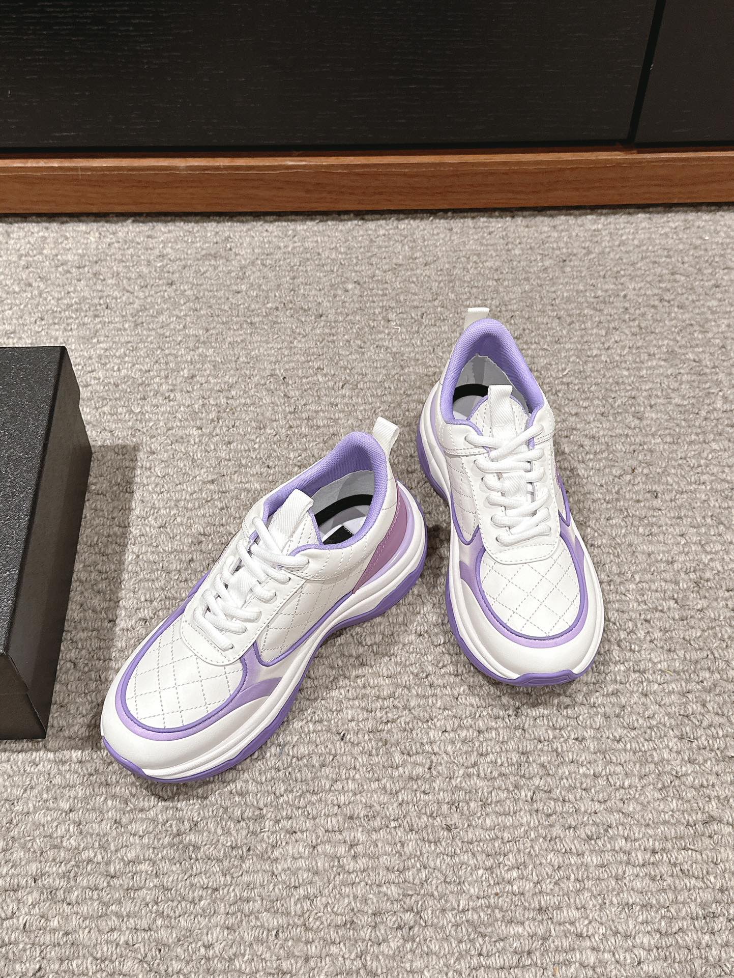 C-Sneakers