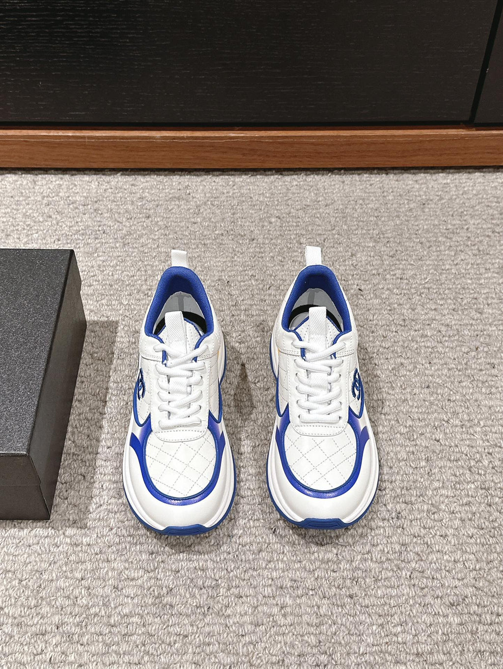 C-Sneakers