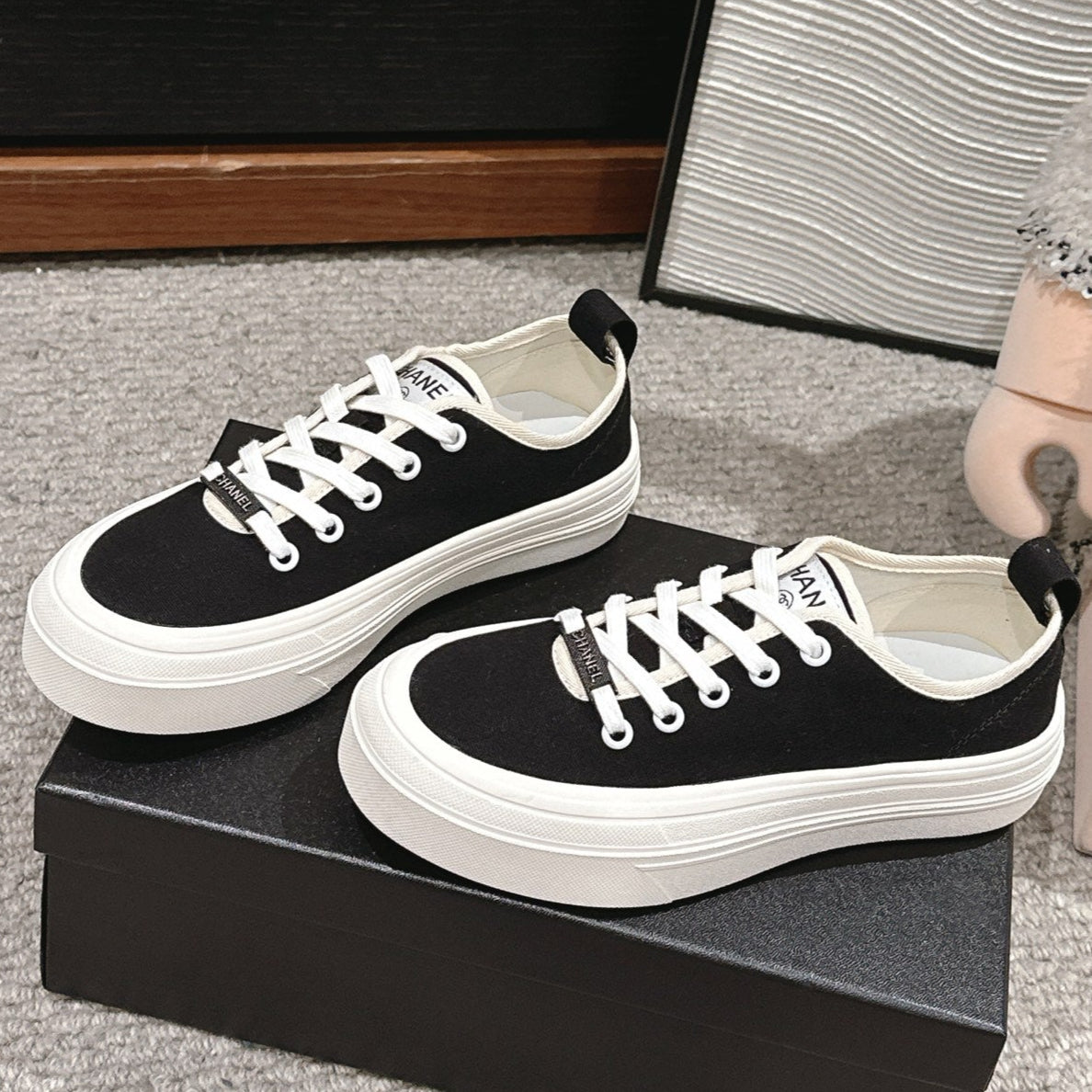 C-Sneakers