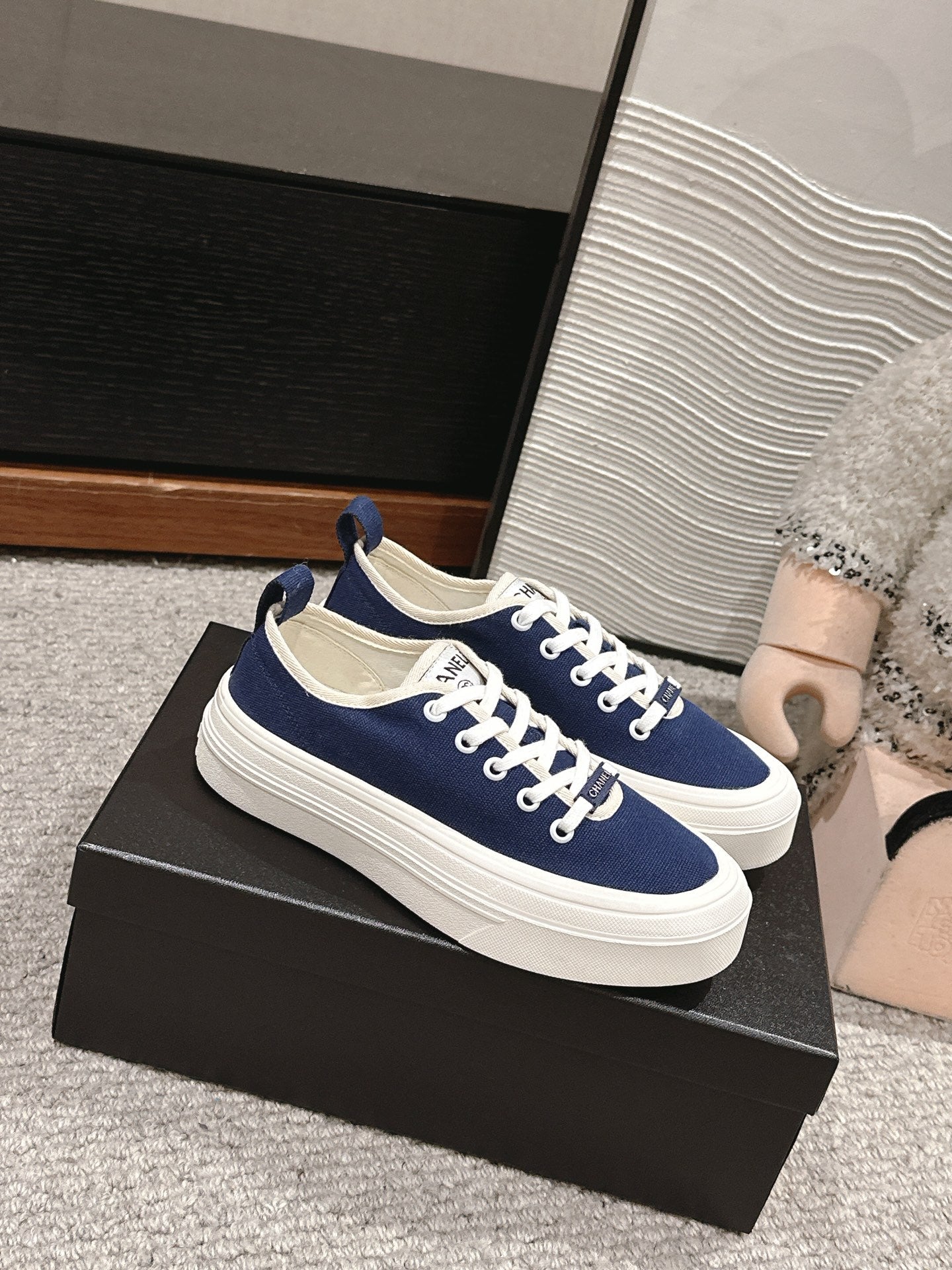 C-Sneakers