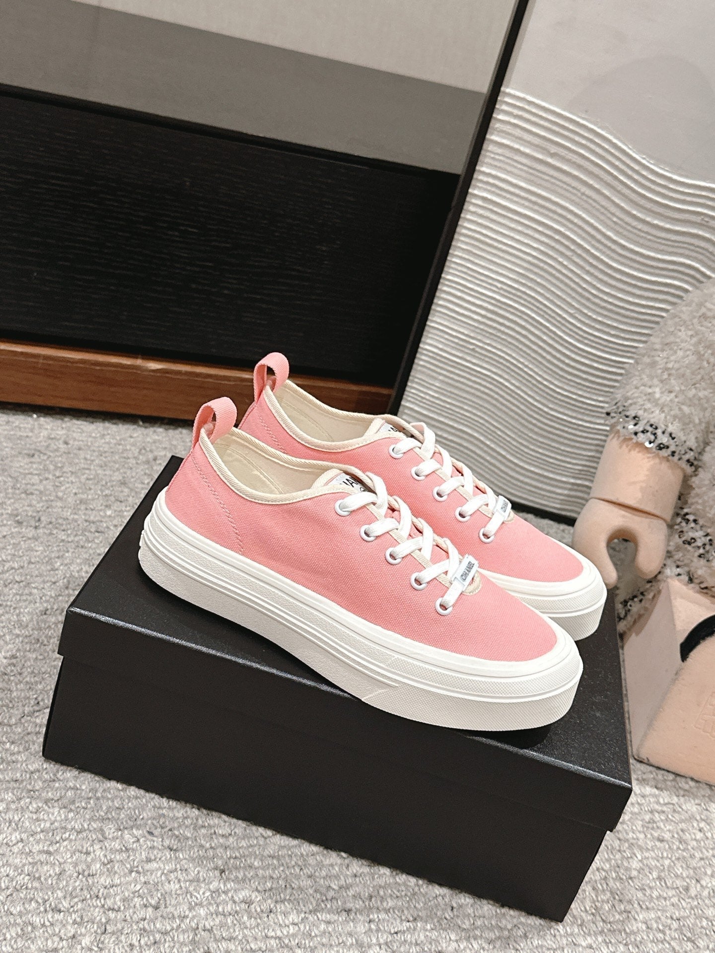 C-Sneakers