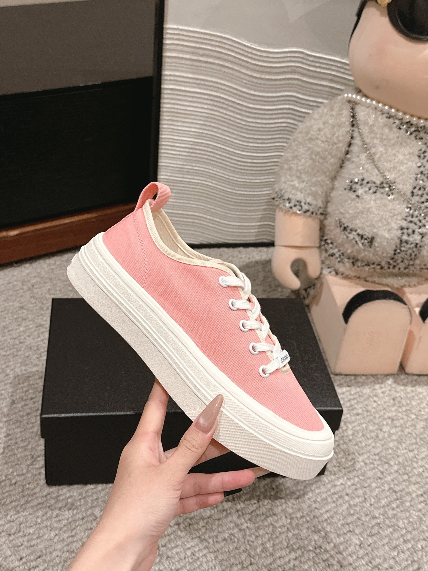 C-Sneakers
