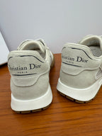 D-Sneakers